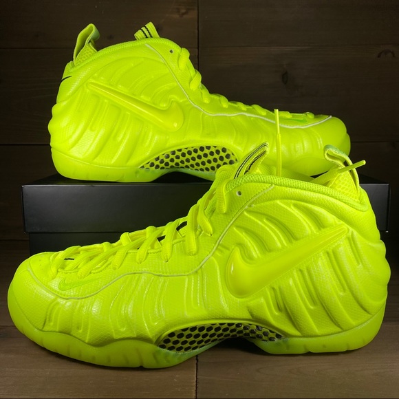 foamposite pro volt 2021